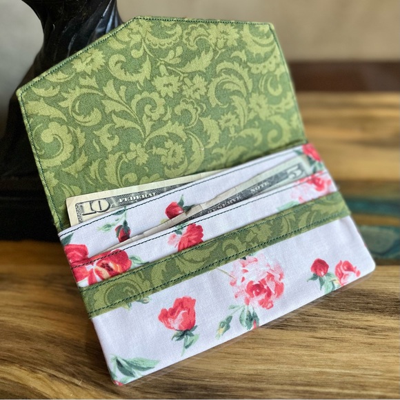Roses and vines Print Cash Envelope/Receipt holder Fabric Handmade Wallet - Picture 4 of 4